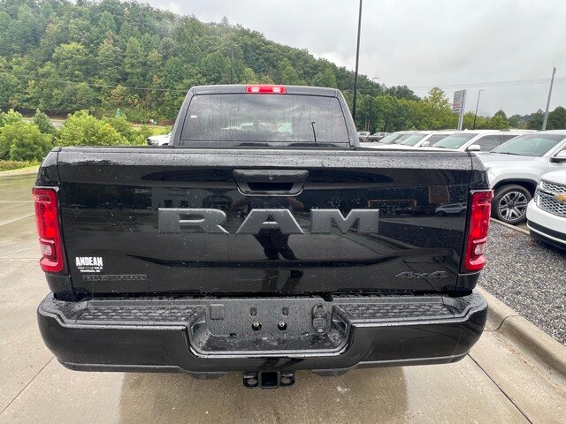 2026 Ram 2500 Big Horn photo 4