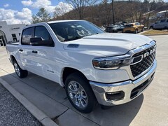 2026 Ram 1500 BIG HORN CREW CAB 4X4 5'7 BOX Pickup