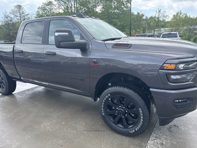 2025 Ram 2500 Big Horn photo 2