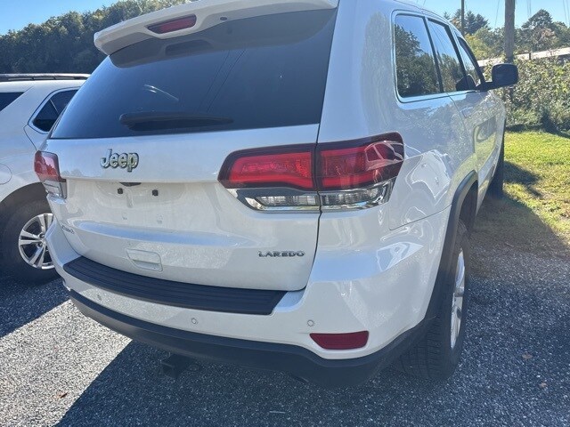 2021 Jeep Grand Cherokee Laredo E photo 2
