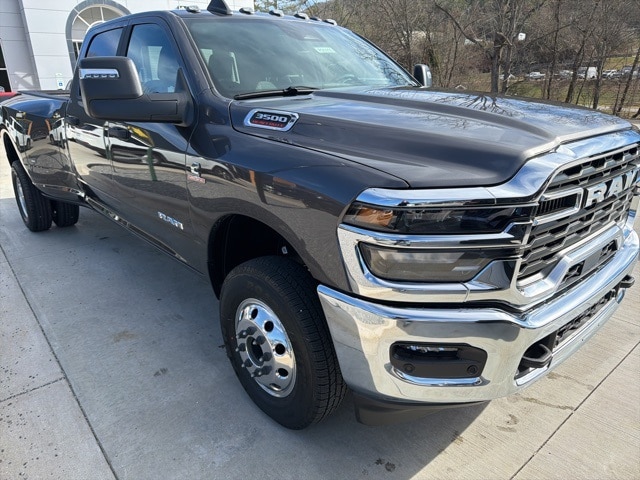 2026 RAM 3500 Big Horn's photo