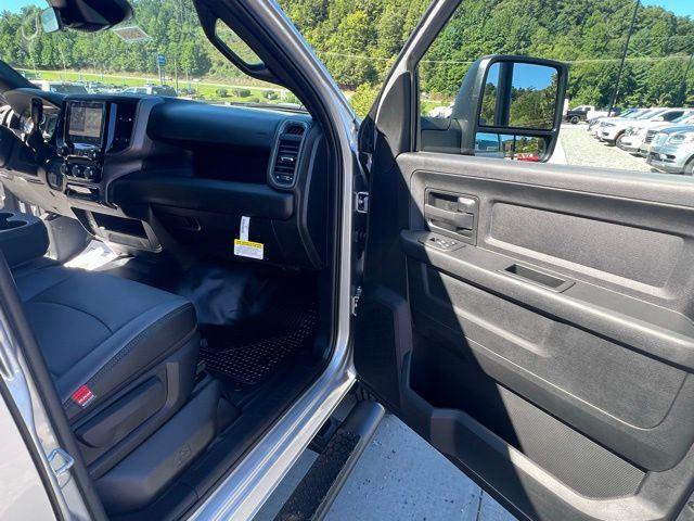 2026 RAM 2500 Tradesman - Photo 30