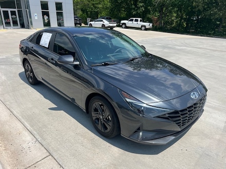 2021 Hyundai Elantra SEL Sedan