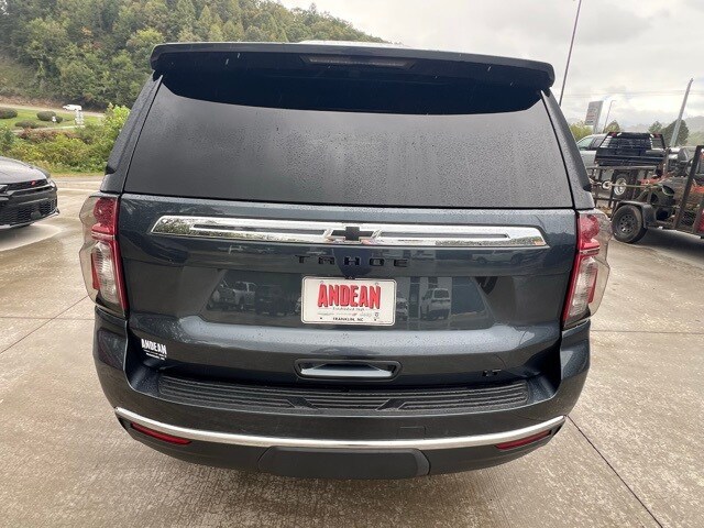 2021 Chevrolet Tahoe LT photo 2