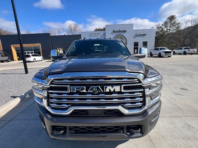 2025 RAM 3500 Limited - Photo 9