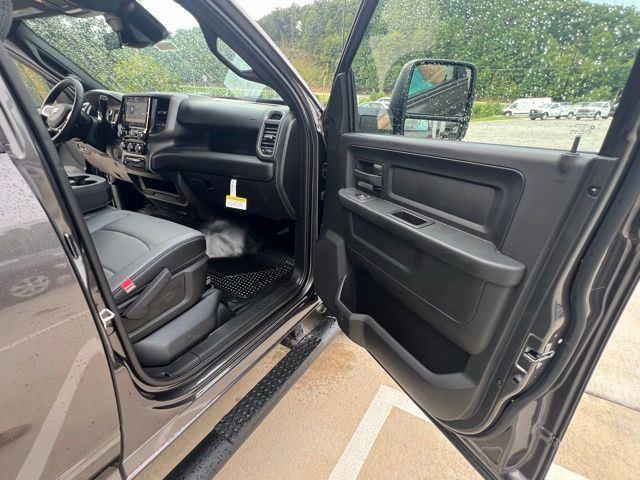 2026 RAM 2500 Tradesman - Photo 30