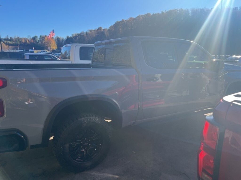 Used 2025 Chevrolet Silverado 1500 ZR2 Truck
