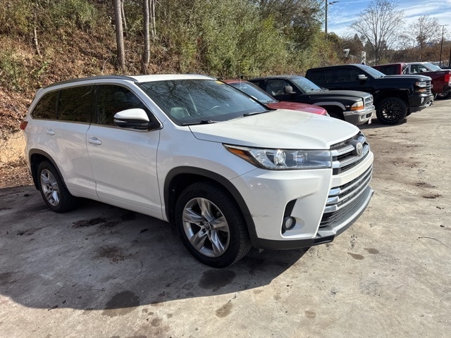 2017 Toyota Highlander Limited