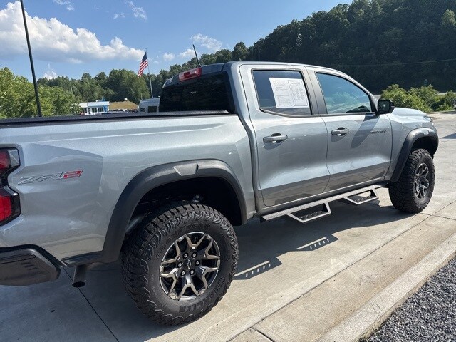 2025 Chevrolet Colorado ZR2 photo 4