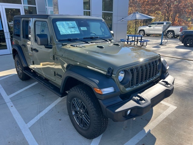 2026 Jeep Wrangler 4-Door Sport S's photo