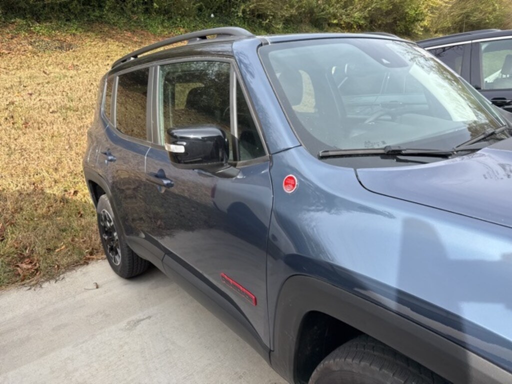 Used 2023 Jeep Renegade Trailhawk SUV