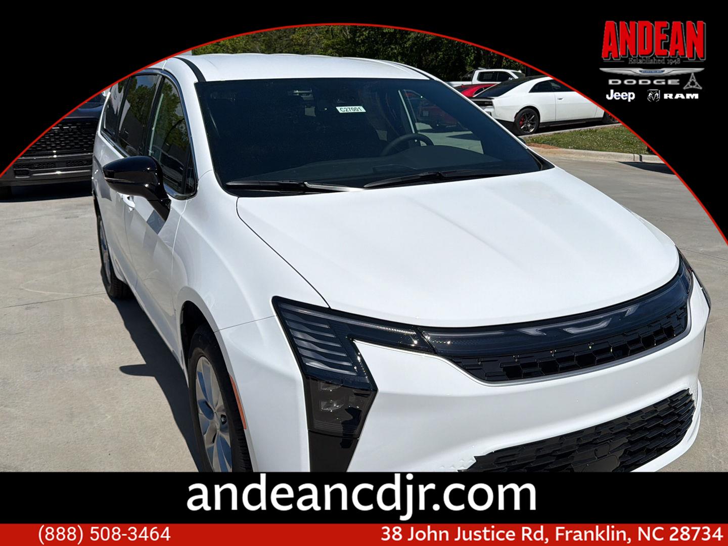 2027 Chrysler Pacifica Select AWD's photo