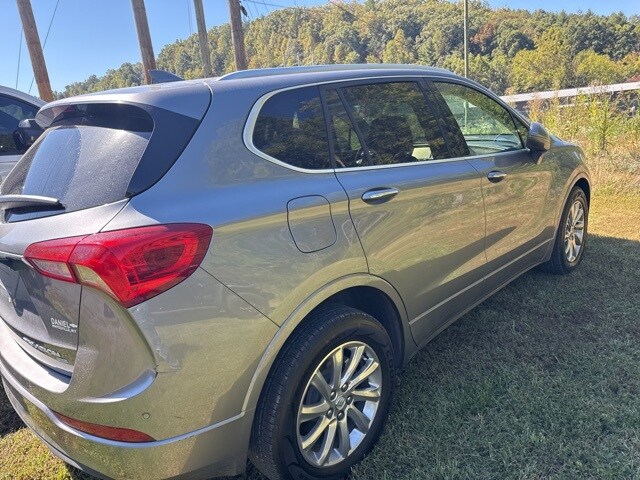 2019 Buick Envision Essence photo 3