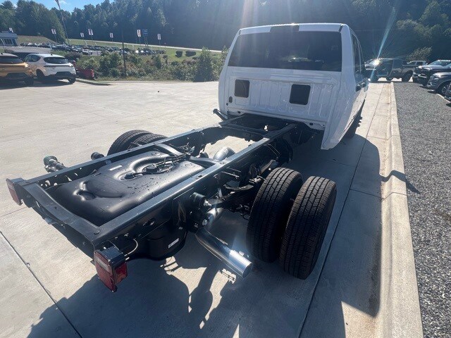 2026 Ram 3500 Tradesman photo 3