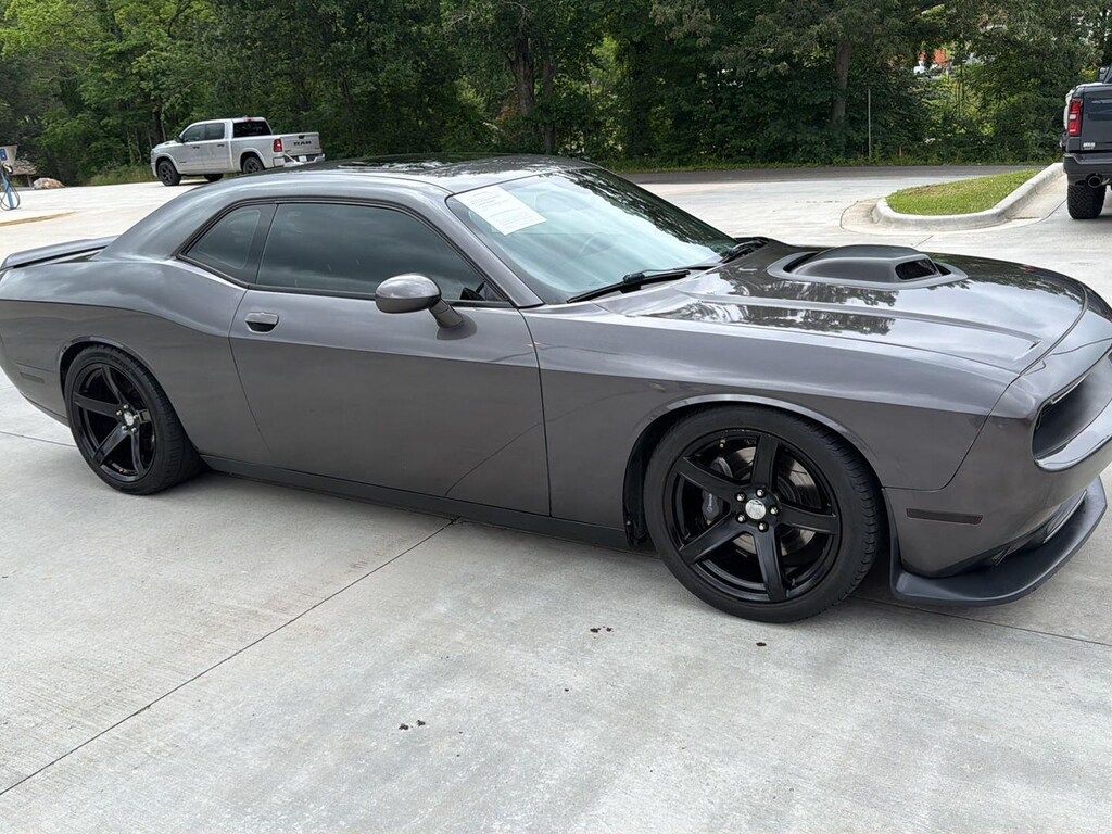 Used 2015 Dodge Challenger