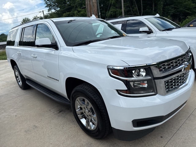 Used 2019 Chevrolet Suburban LS with VIN 1GNSCGKC9KR295573 for sale in Franklin, NC