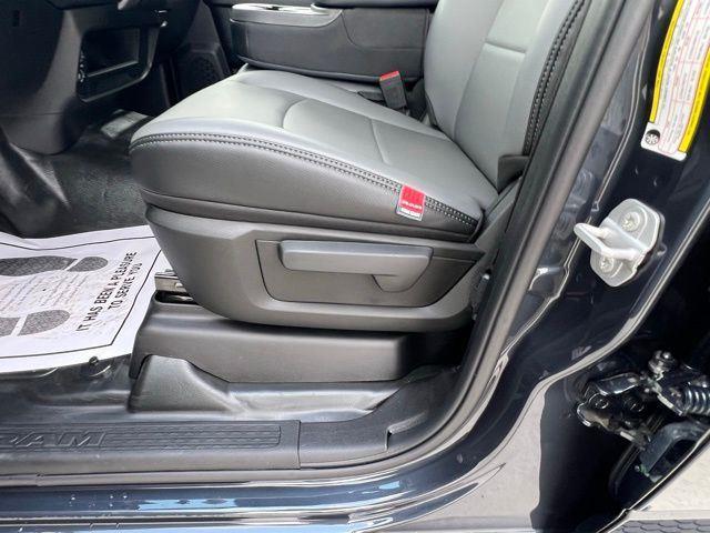 2026 RAM 2500 Tradesman - Photo 12