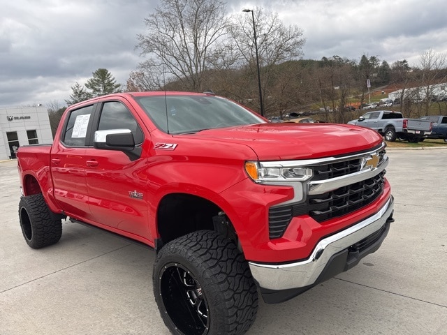 2023 Chevrolet Silverado 1500 LT's photo
