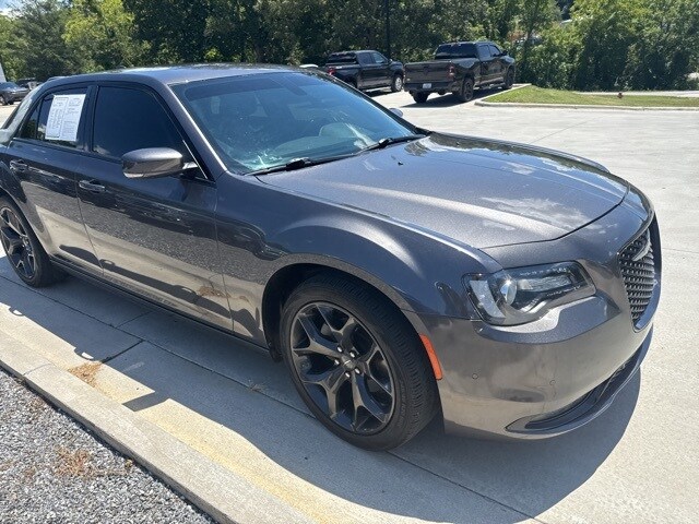 2021 Chrysler 300 S photo 2