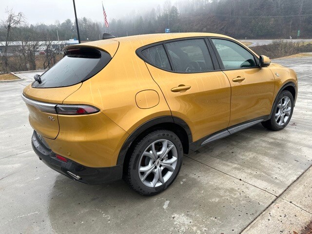 2024 Dodge Hornet R/T Plus photo 4
