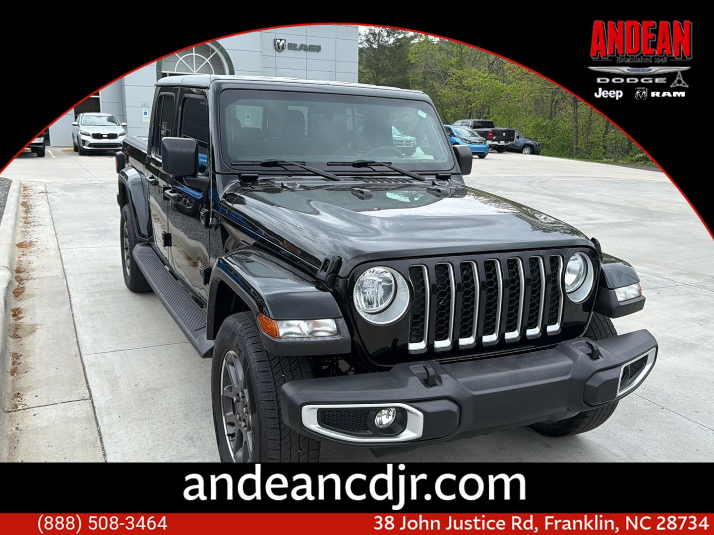 2022 Jeep Gladiator Overland's photo