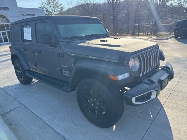 2022 Jeep Wrangler Unlimited Sahara's photo
