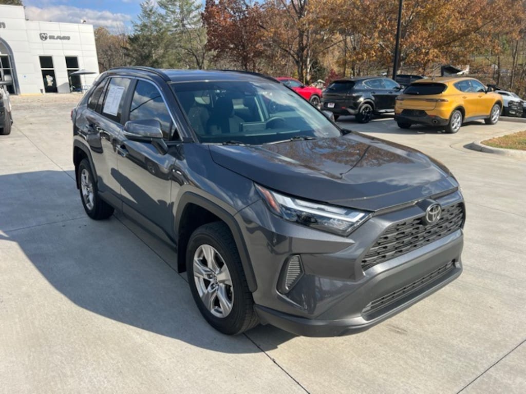 Used 2024 Toyota RAV4 XLE SUV