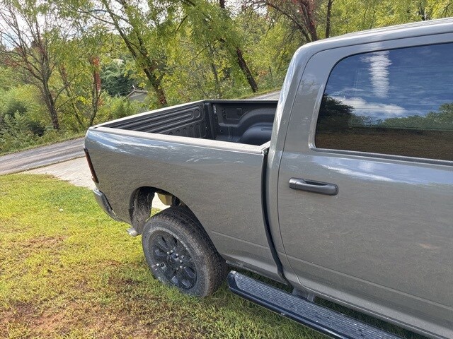 2026 Ram 2500 Big Horn photo 3