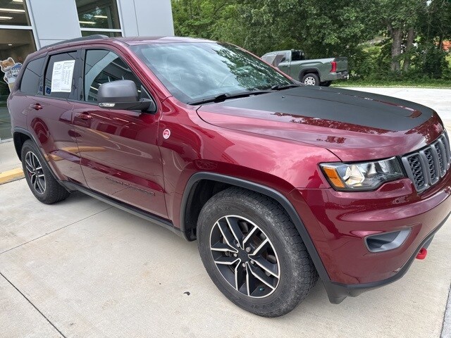 Used 2020 Jeep Grand Cherokee Trailhawk with VIN 1C4RJFLT9LC135770 for sale in Franklin, NC