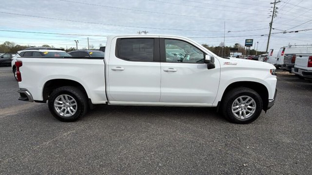 Used 2020 Chevrolet Silverado 1500 LT Truck