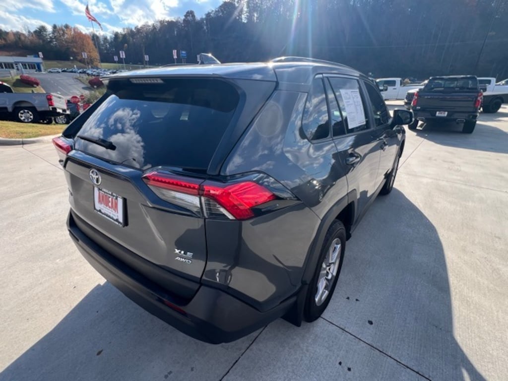 Used 2024 Toyota RAV4 XLE SUV