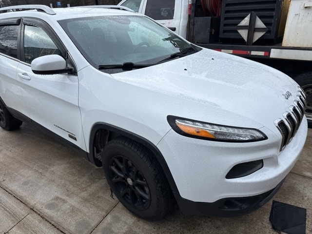 2016 Jeep Cherokee Latitude's photo