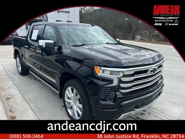 Black 2025 Chevrolet Silverado 1500 High Country Crew Cab 4WD Pickup Truck Four-Wheel Drive Automatic