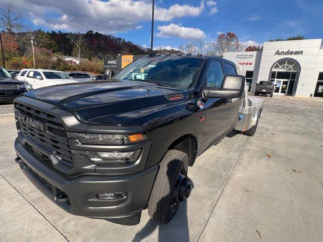 2026 RAM 3500 Chassis Tradesman - Photo 7