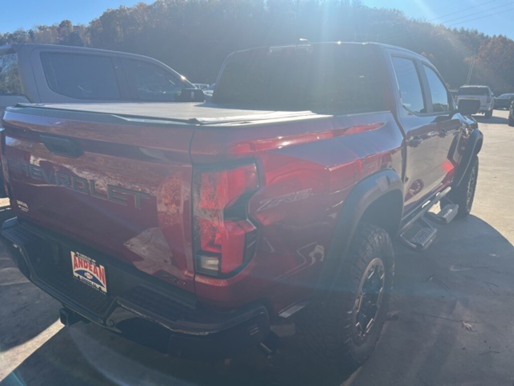 Used 2024 Chevrolet Colorado ZR2 Truck