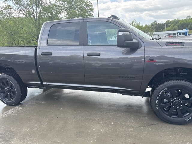 2025 Ram 2500 Big Horn photo 3