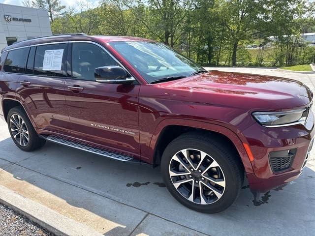 Used 2021 Jeep Grand Cherokee L Overland with VIN 1C4RJKDG9M8170825 for sale in Franklin, NC