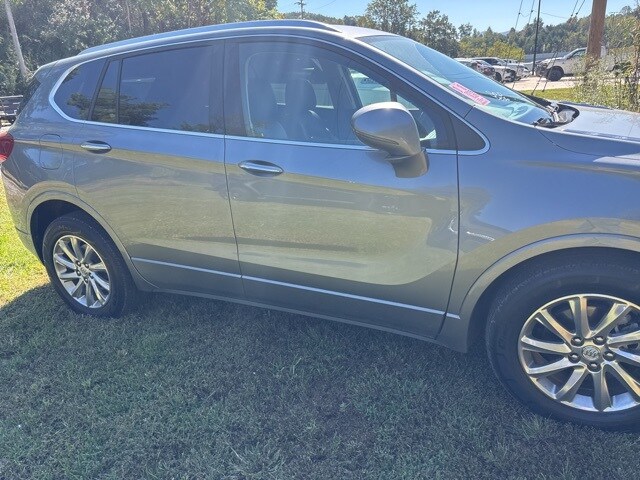 2019 Buick Envision Essence photo 2