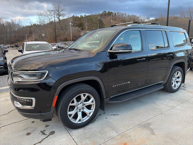 View vehicle photo 7