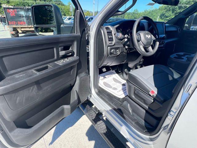 2026 RAM 2500 Tradesman - Photo 12