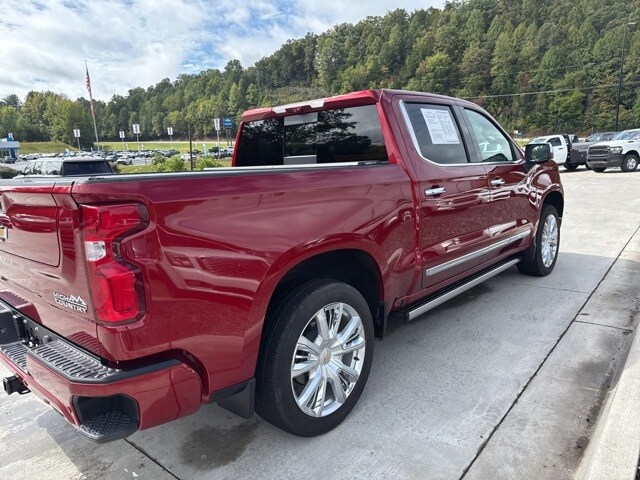 2024 Chevrolet Silverado 1500 High Country photo 4