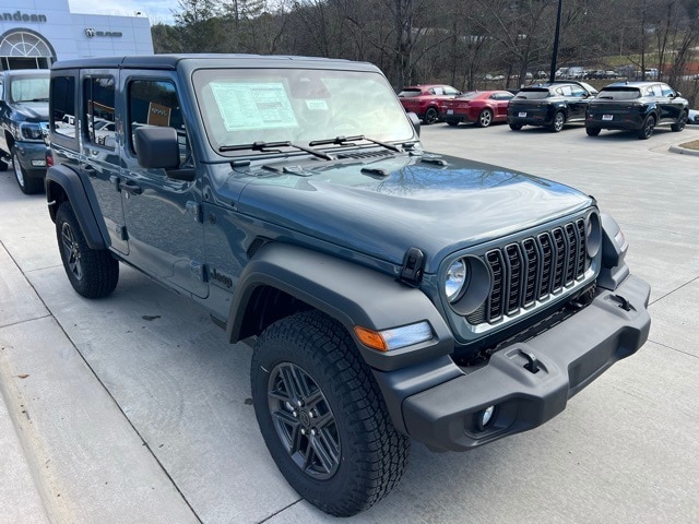2026 Jeep Wrangler 4-Door Sport S's photo