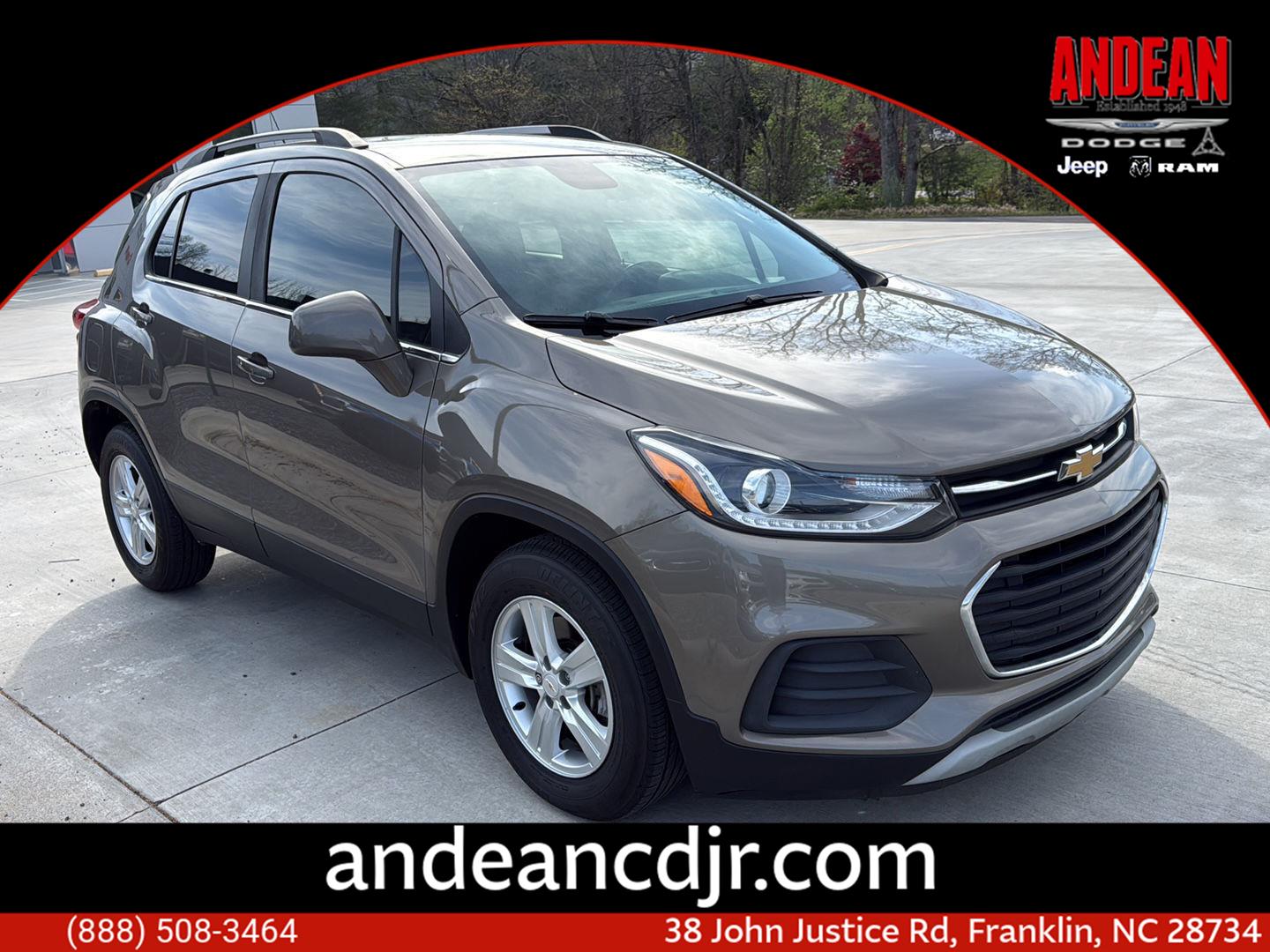Stone Gray Metallic 2020 Chevrolet Trax LT FWD SUV / Crossover Front-Wheel Drive 6-Speed Automatic