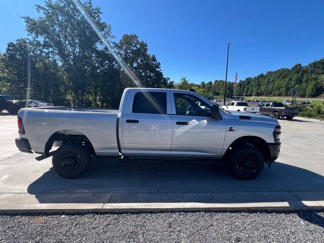 2026 Ram 2500 Tradesman photo 2