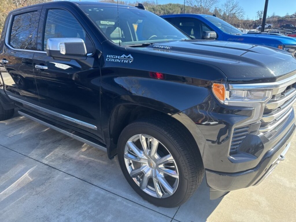 Used 2025 Chevrolet Silverado 1500 High Country Truck