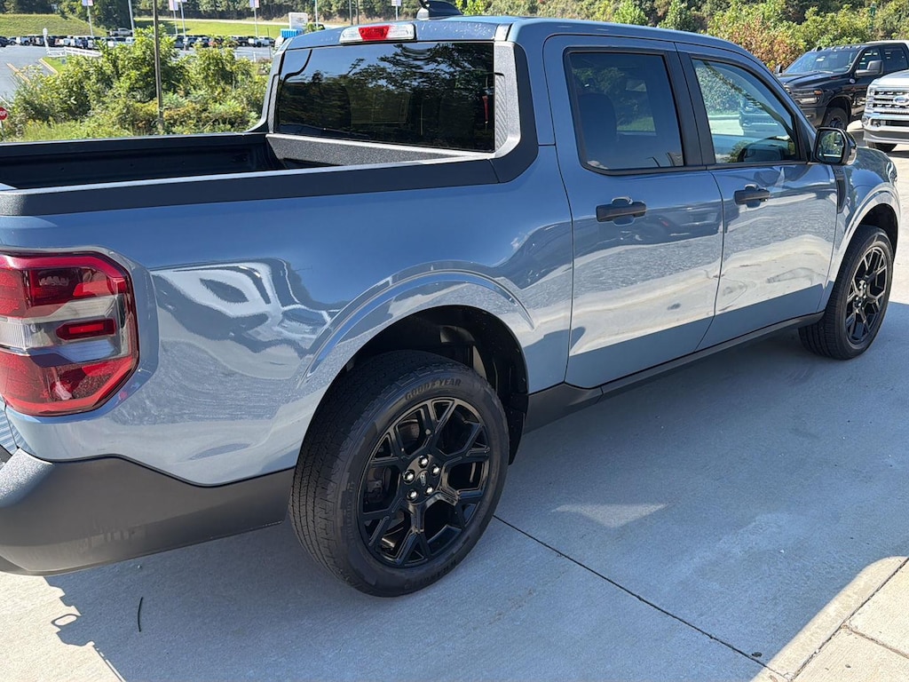Used 2025 Ford Maverick XLT SuperCrew