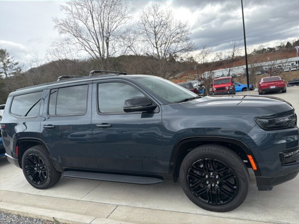 Used 2024 Jeep Wagoneer Series II SUV