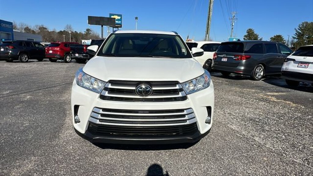 Used 2018 Toyota Highlander SUV