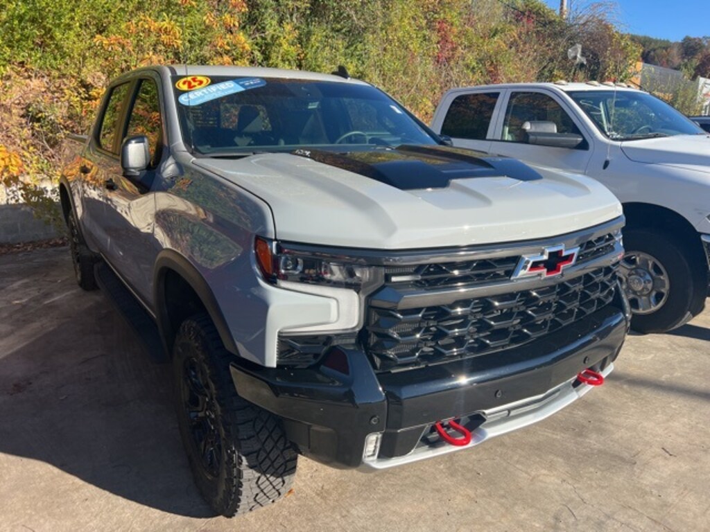 Used 2025 Chevrolet Silverado 1500 ZR2 Truck