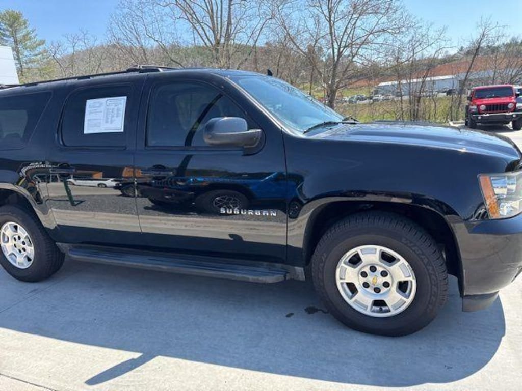 Used 2014 Chevrolet Suburban LS SUV